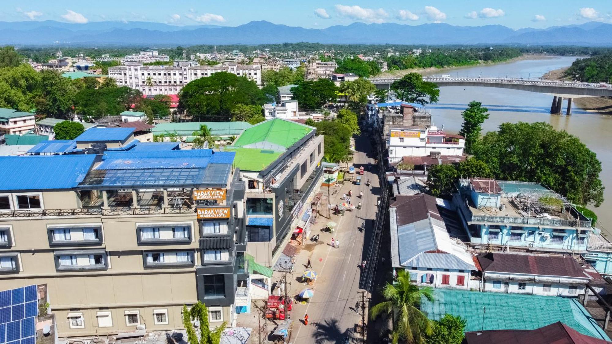 Hotel Barak View Residency Silchar Luaran gambar